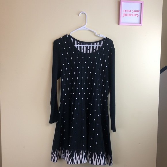 Sweater Dress - Picture 2 of 6